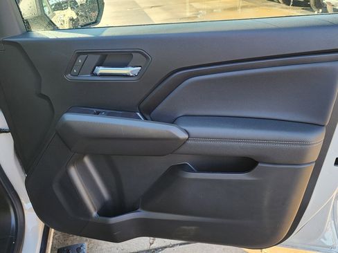 New 2026 GMC Canyon Elevation w/ Convenience Package image 39