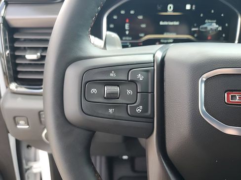 Used 2025 GMC Sierra 1500 AT4X image 33