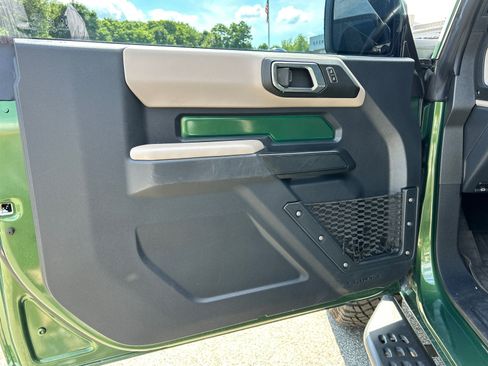 Used 2022 Ford Bronco Big Bend w/ Sasquatch Package AWD/4WD image 9