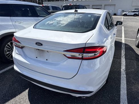 Used 2018 Ford Fusion S image 20
