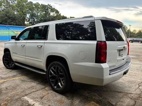 Used 2017 Chevrolet Suburban Premier AWD/4WD image 12