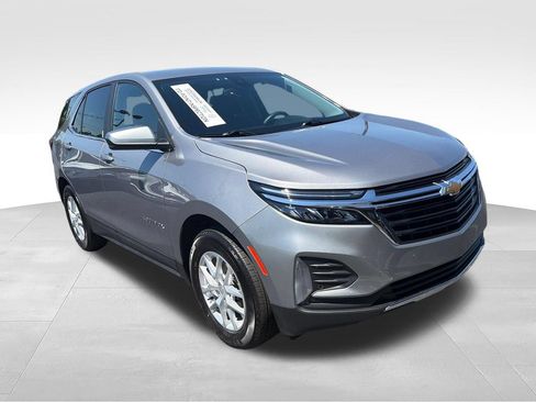 Used 2024 Chevrolet Equinox LT FWD image 9
