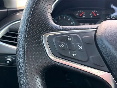 Used 2020 Chevrolet Malibu LT FWD image 24