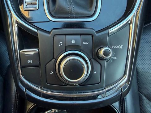 Used 2017 MAZDA CX-9 Touring image 23