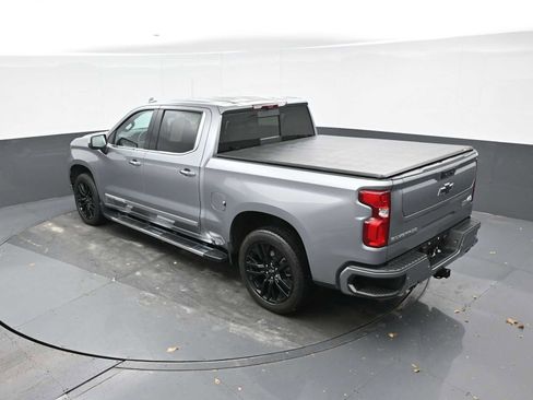 Used 2024 Chevrolet Silverado 1500 High Country w/ Technology Package image 24