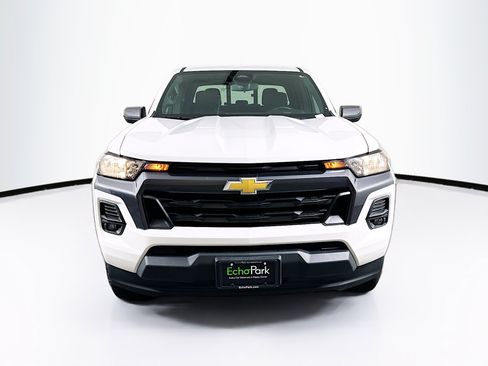 Used 2024 Chevrolet Colorado LT w/ LT Convenience Package RWD image 2