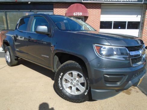 Used 2017 Chevrolet Colorado W/T w/ WT Convenience Package image 2