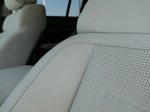 New 2024 Hyundai Santa Fe Calligraphy image 12