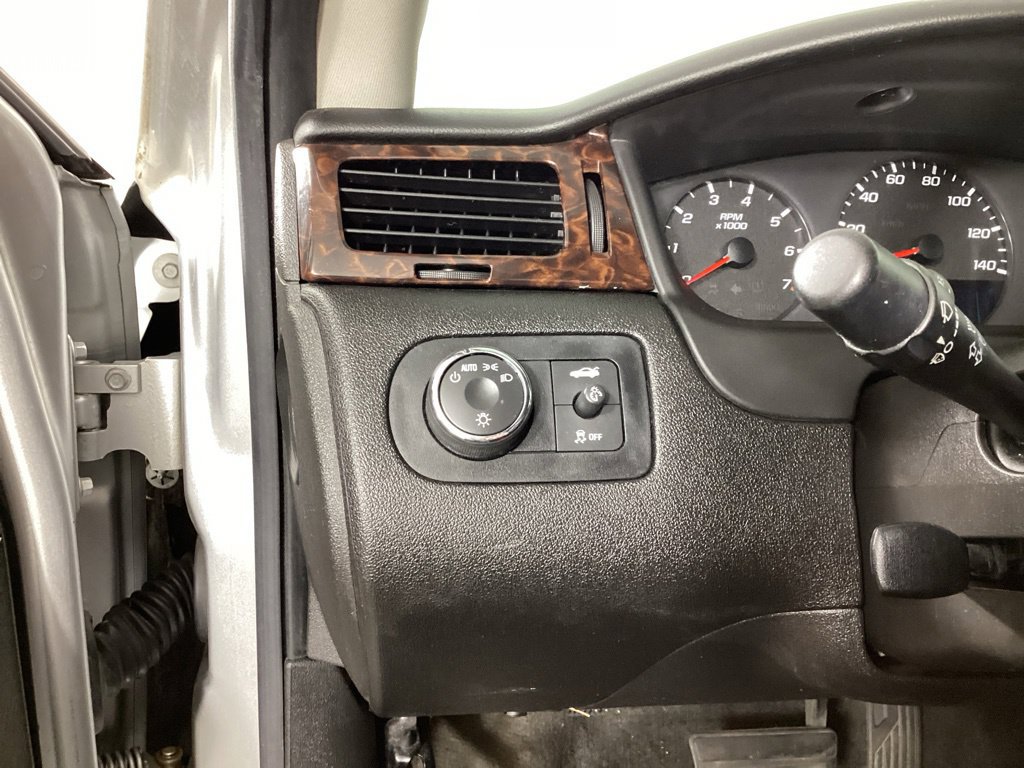 Used 2013 Chevrolet Impala LS FWD image 12