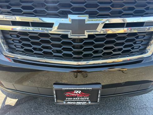 Used 2020 Chevrolet Suburban LT w/ Luxury Package AWD/4WD image 68