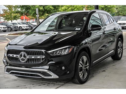 Certified 2026 Mercedes-Benz GLA 250 4MATIC image 3