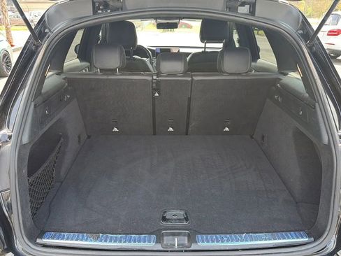 Used 2020 Mercedes-Benz GLC 300 image 9