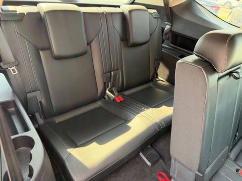 Used 2018 Volkswagen Atlas SE AWD/4WD image 17