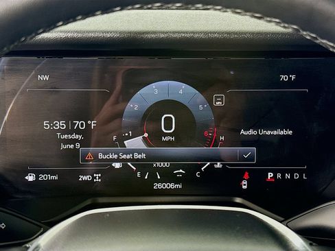 Used 2025 GMC Acadia Elevation AWD/4WD image 14