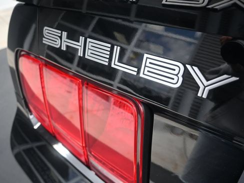 Used 2007 Ford Mustang Shelby GT500 RWD image 11