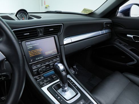Used 2016 Porsche 911 Carrera S image 31