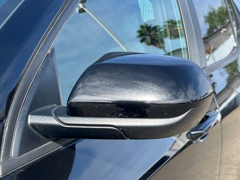 Used 2025 Chevrolet Equinox LT AWD/4WD image 12