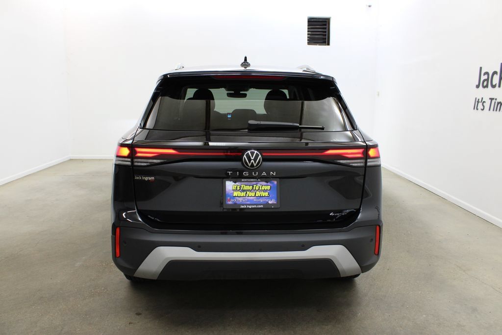 Certified 2026 Volkswagen Tiguan S AWD/4WD image 4