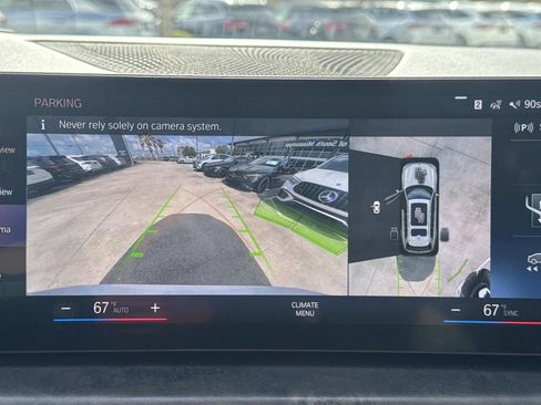 Used 2023 BMW X7 xDrive40i w/ Premium Package image 27