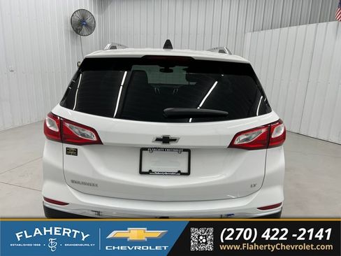 Used 2019 Chevrolet Equinox LT w/ Sun & Navigation Package FWD image 4