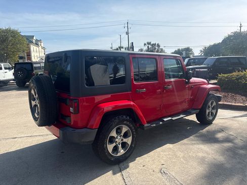 Used 2018 Jeep Wrangler Unlimited Sahara image 6