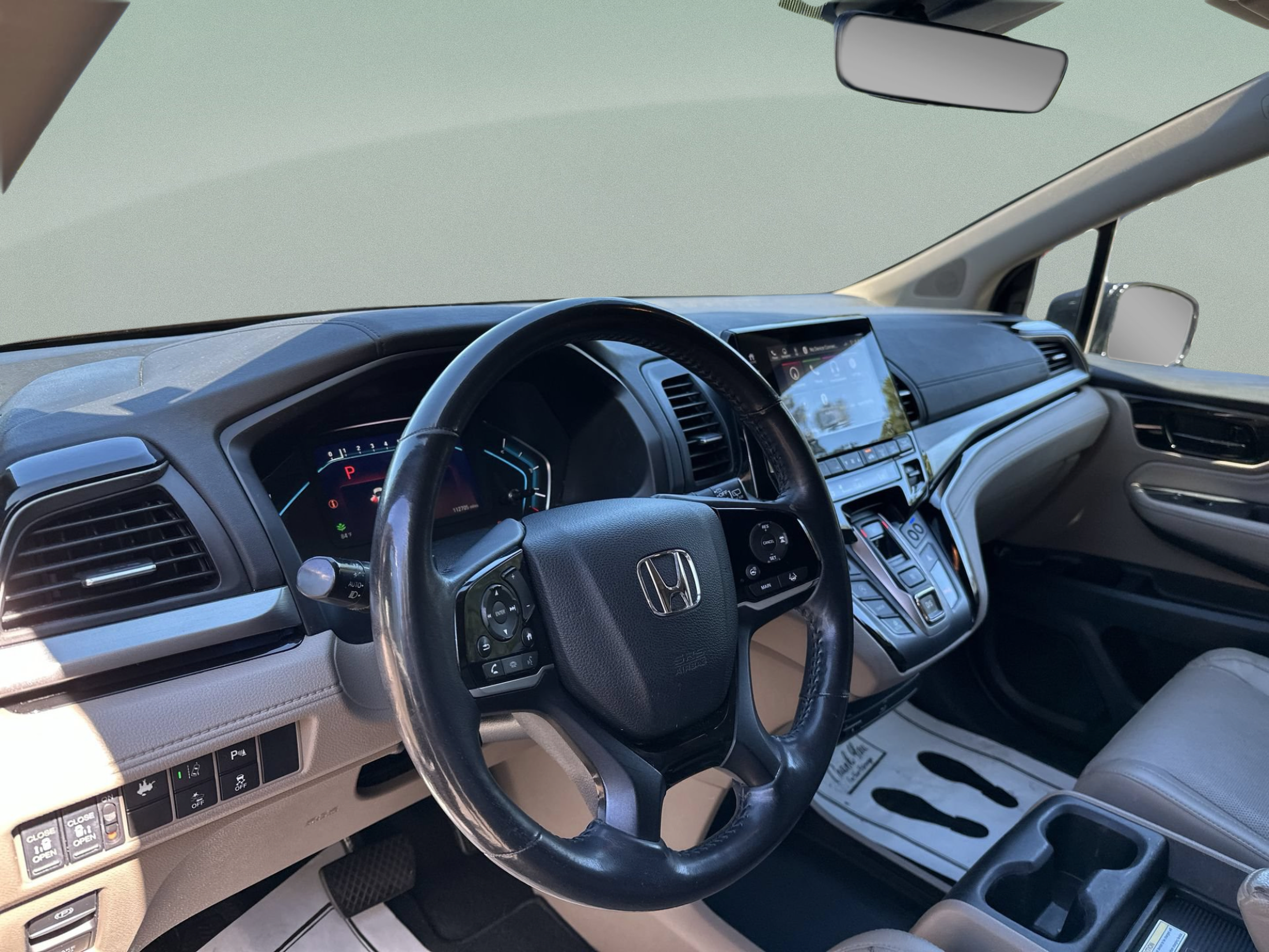 Used 2018 Honda Odyssey Elite image 27