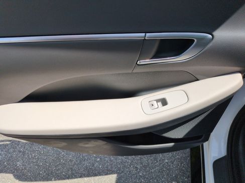 Used 2022 Hyundai Sonata SEL FWD image 29