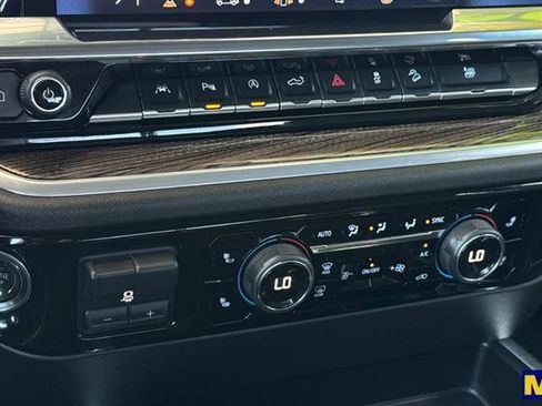 Certified 2026 Chevrolet Silverado 1500 LT image 24