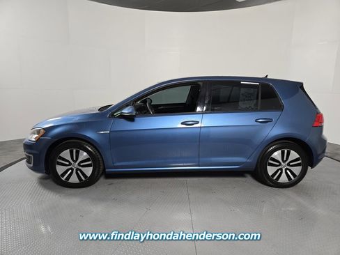 Used 2016 Volkswagen e-Golf SE w/ DC Fast Charging Package image 3