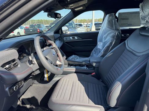 New 2026 Ford Explorer ST-Line AWD/4WD image 13