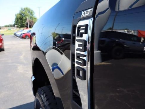 New 2026 Ford F350 XLT w/ FX4 Off-Road Package AWD/4WD image 10