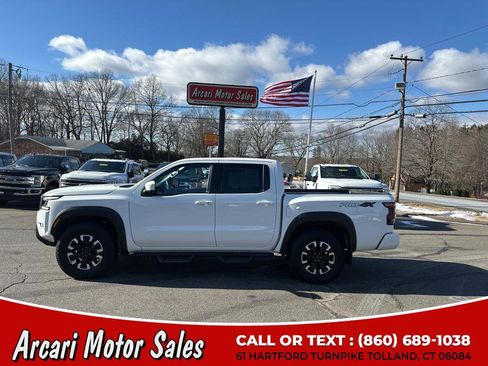 Used 2023 Nissan Frontier PRO-4X w/ Pro Convenience Package image 2