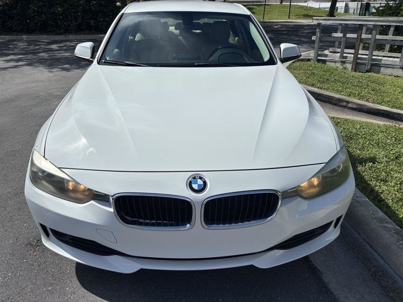 Used 2015 BMW 320i Sedan RWD image 5