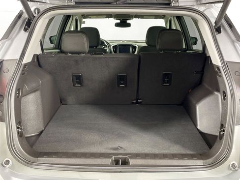 Used 2024 GMC Terrain SLE w/ Driver Convenience Package image 24