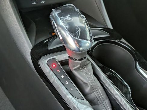 New 2026 Buick Envista Sport Touring w/ Convenience I Package FWD image 17
