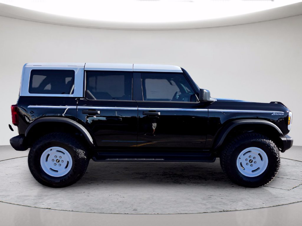 New 2026 Ford Bronco Heritage Edition AWD/4WD image 3