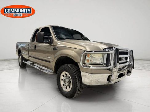 Used 2005 Ford F250 XL image 11