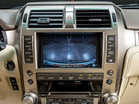 Used 2013 Lexus GX 460 image 26