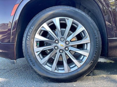 Used 2023 Chevrolet Traverse Premier w/ LPO, Floor Liner Package AWD/4WD image 9