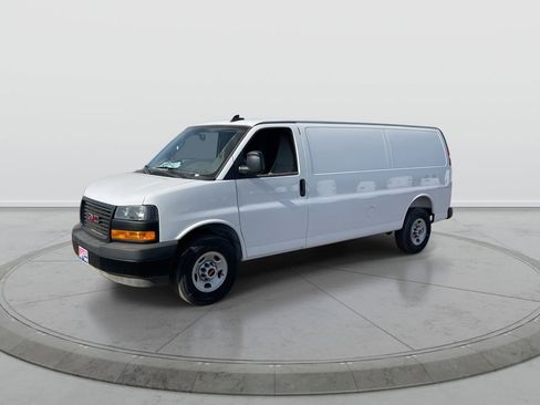 New 2025 GMC Savana 2500 Extended w/ Driver Convenience Package RWD image 4