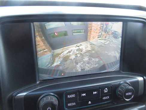 Used 2018 Chevrolet Silverado 2500 LT w/ LT Convenience Package image 27