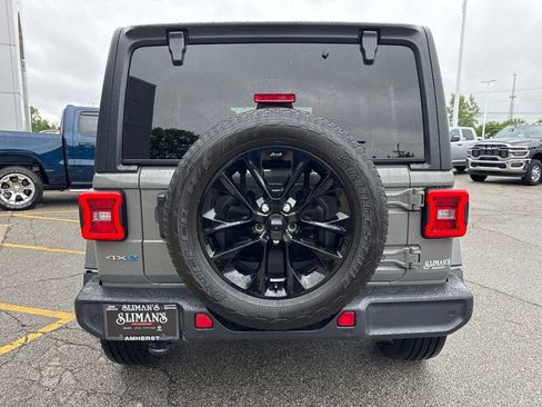 Used 2021 Jeep Wrangler Unlimited Sahara w/ Cold Weather Group AWD/4WD image 6