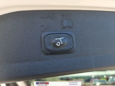 Used 2019 Ford Escape SEL FWD image 7