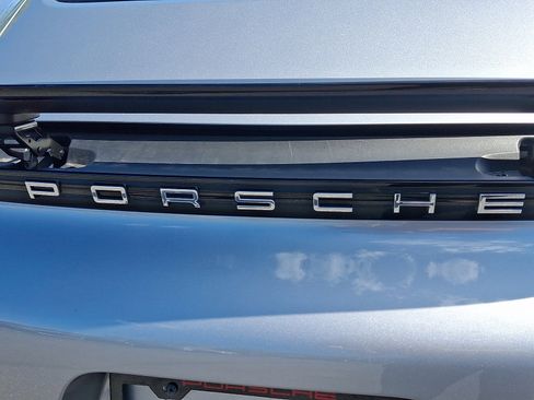 Used 2019 Porsche 718 Cayman S RWD image 30