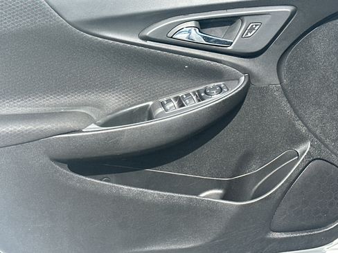 Used 2024 Chevrolet Malibu LT image 10