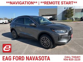 New 2026 Ford Escape SE 360° Tour