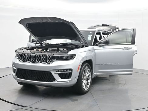 Used 2022 Jeep Grand Cherokee Summit w/ Advanced Protech Group IV image 38