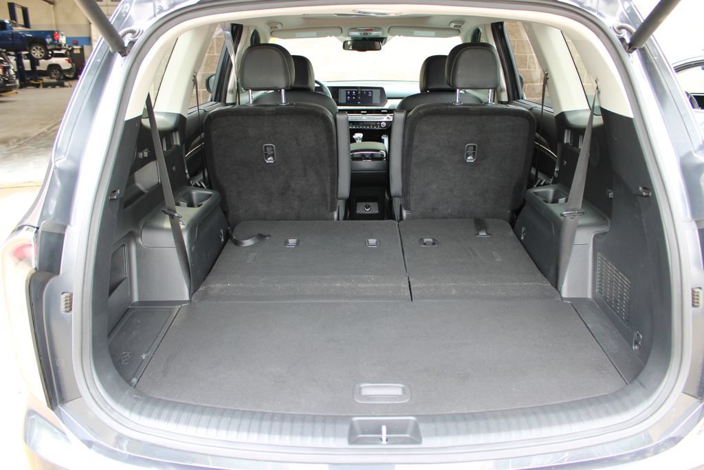 Used 2024 Kia Telluride EX w/ EX Captain's Chair Package AWD/4WD image 38