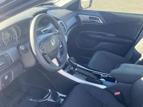 Used 2014 Honda Accord LX image 8