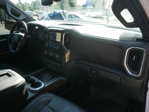 Used 2021 Chevrolet Silverado 1500 High Country w/ Technology Package image 28